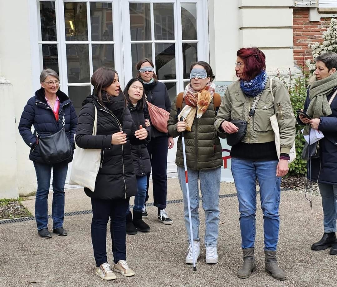 Photo lors de la formation avec l'office de tourisme de Toulouse - visite guidée adapter à un public en situation de handicap - Handi'TourGuide