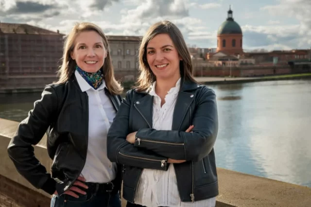 Ensemble, pour un tourisme plus inclusif !

Dans mon parcours, j’ai rencontré des professionnelles engagées qui partagent la même vision : rendre le tourisme et la culture accessibles à tous. Et Marielle en fait partie !

Depuis 4 ans, nous accompagnons à travers des formations et conseils les acteurs du tourisme, de la culture et des loisirs pour offrir aux clients en situation de handicap une expérience adaptée.

Exemples d’actions :
✔️ Mieux accueillir : les bons mots, les bons gestes
✔️ Adapter les offres et les espaces d’accueil
✔️ Communiquer pour rendre l’accessibilité visible et compréhensible
✔️ Répondre aux critères du Label Tourisme & Handicap
✔️ Mettre en place une démarche RSE inclusive
...

C'est bien plus qu'un partenariat : nous avançons ensemble, chacune apportant sa complémentarité pour offrir des solutions simples et concrètes :
🔹 Marielle , formatrice et experte en agilité relationnelle, managériale et commerciale - organisme certifié Qualiopi
🔹 Moi Marie Fournier - Handi'TourGuider, formatrice experte en accessibilité dans le tourisme et la culture, je conçois, organise et anime les formations, forte de mes 20 ans d’expérience terrain dans le tourisme et le médico-social.

Nous sommes toutes les deux basées à Toulouse, en Occitanie, et intervenons partout en France pour vous aider à passer à l’action face à une demande croissante.
Parce qu'ensemble on va plus loin !

Pour un tourisme plus inclusif, ensemble passons à l'action.
"C'est bien plus simple que vous ne l'imaginez" Marielle et Marie

📩 marie@handitourguide.com - marielle@evolutia-formation.fr
Programmes des actions de formation : www.handitourguide.com

#ensemble #tourisme #handicap #inclusion #accessible #inclusion #formation #tourismeinclusif #guideconferencier #officedetourisme #musee #monuments #culturepourtous